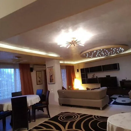 Yassen Luxury סאני ביץ'