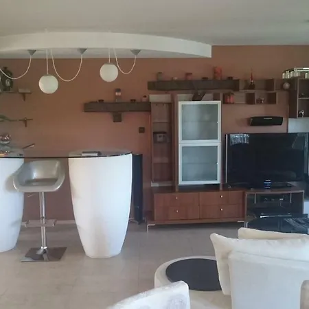 Yassen Luxury דירה