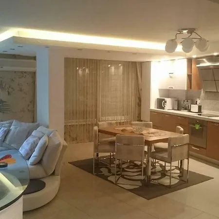 Yassen Luxury דירה